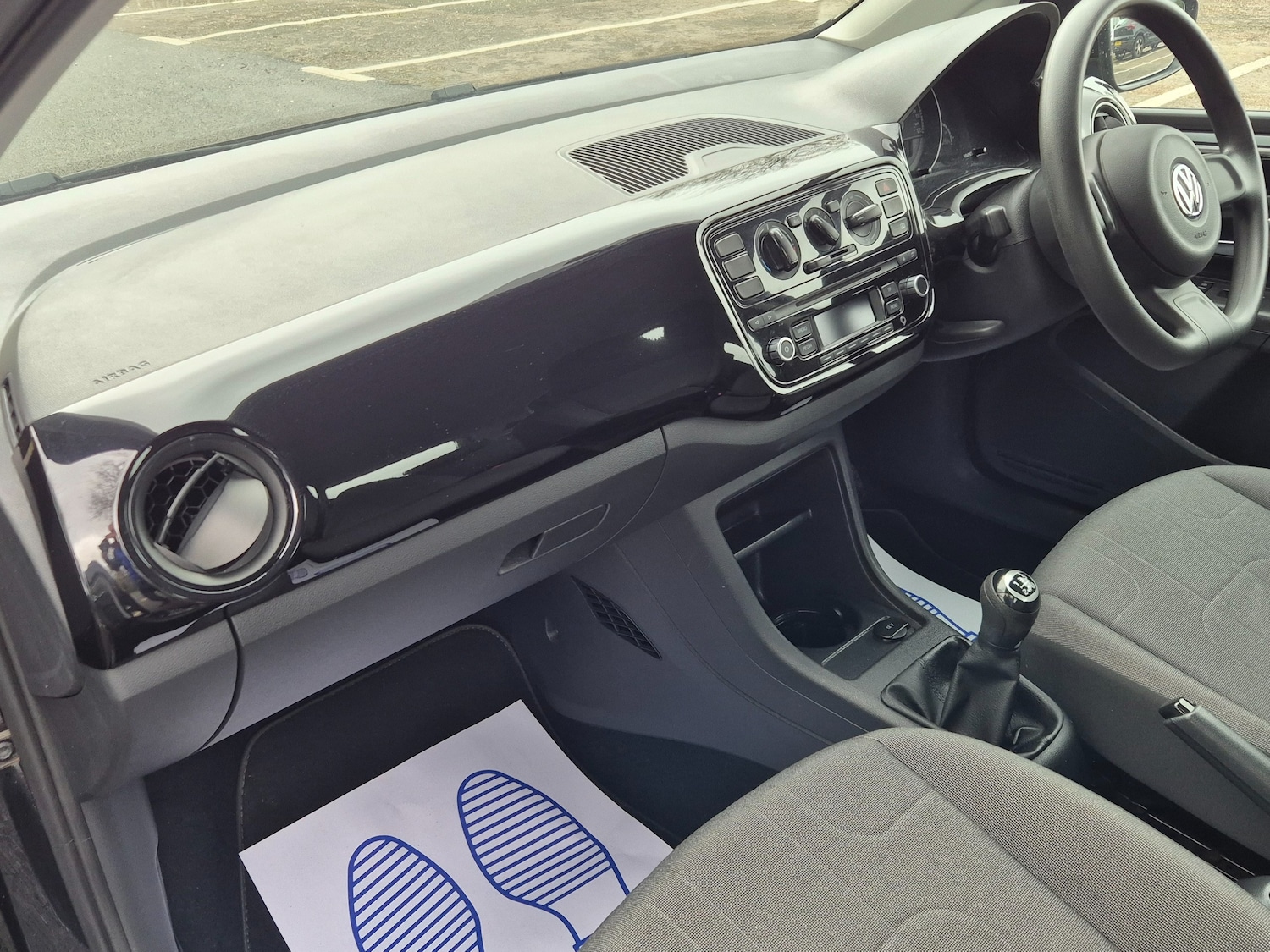 Used Volkswagen up! 2014 for sale - 77679772: Photo 9