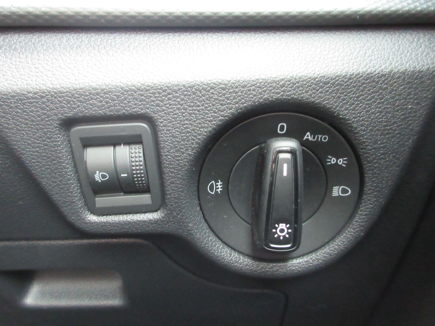 Vehicle 33