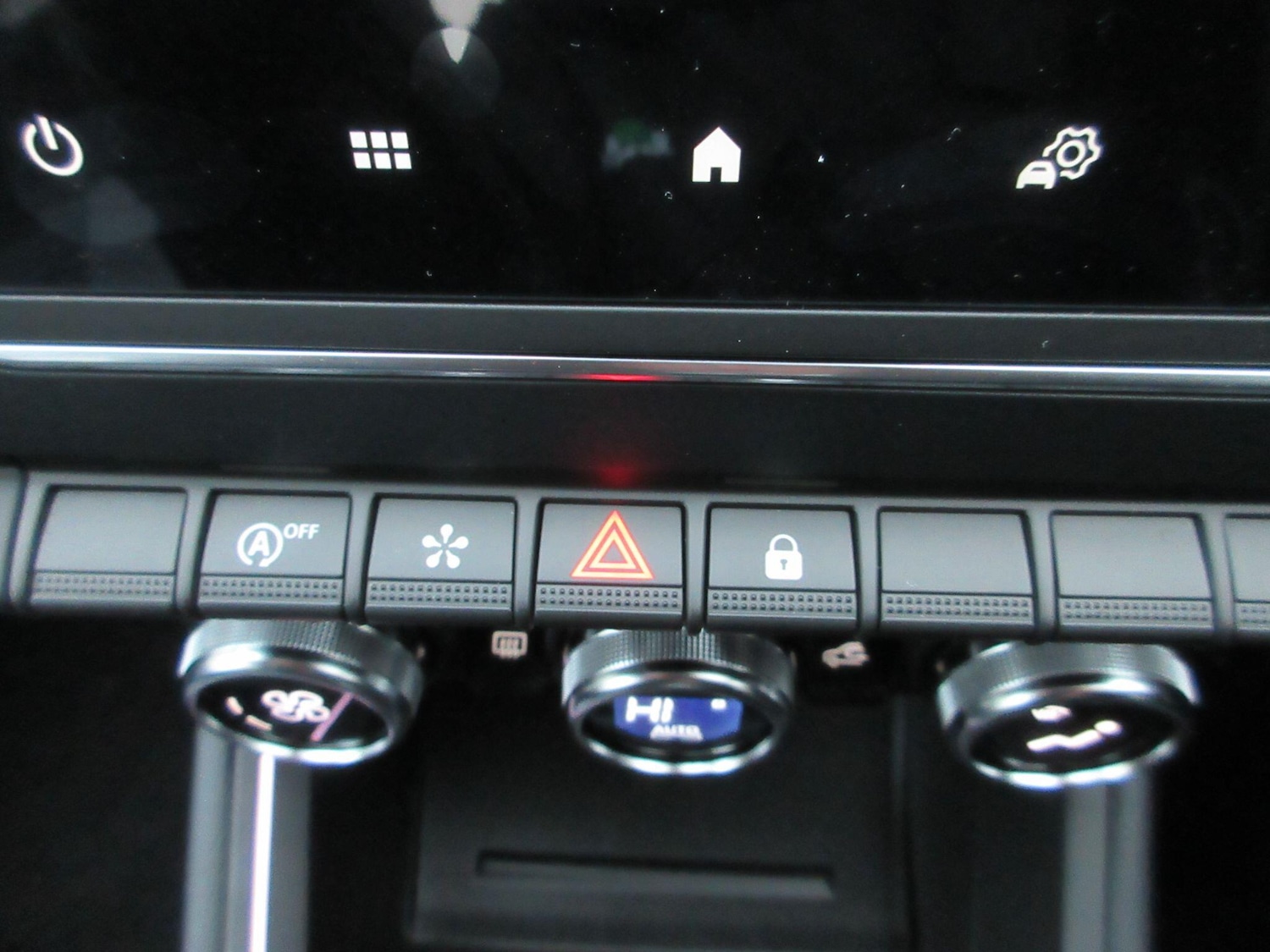 Used Renault Clio 2025 for sale - 77029687: Photo 32