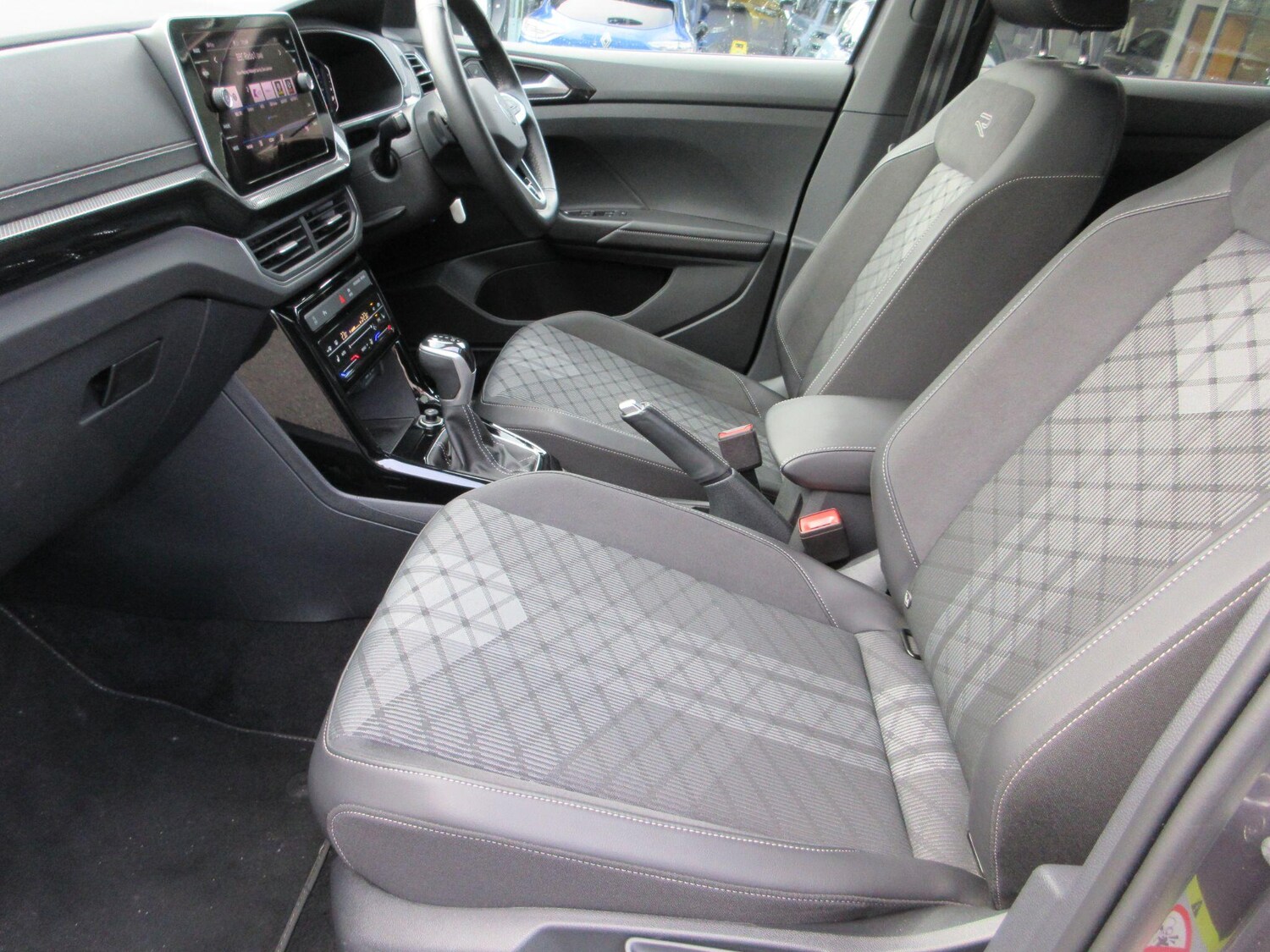 Used Volkswagen T-Cross 2024 for sale - 77497085: Photo 13