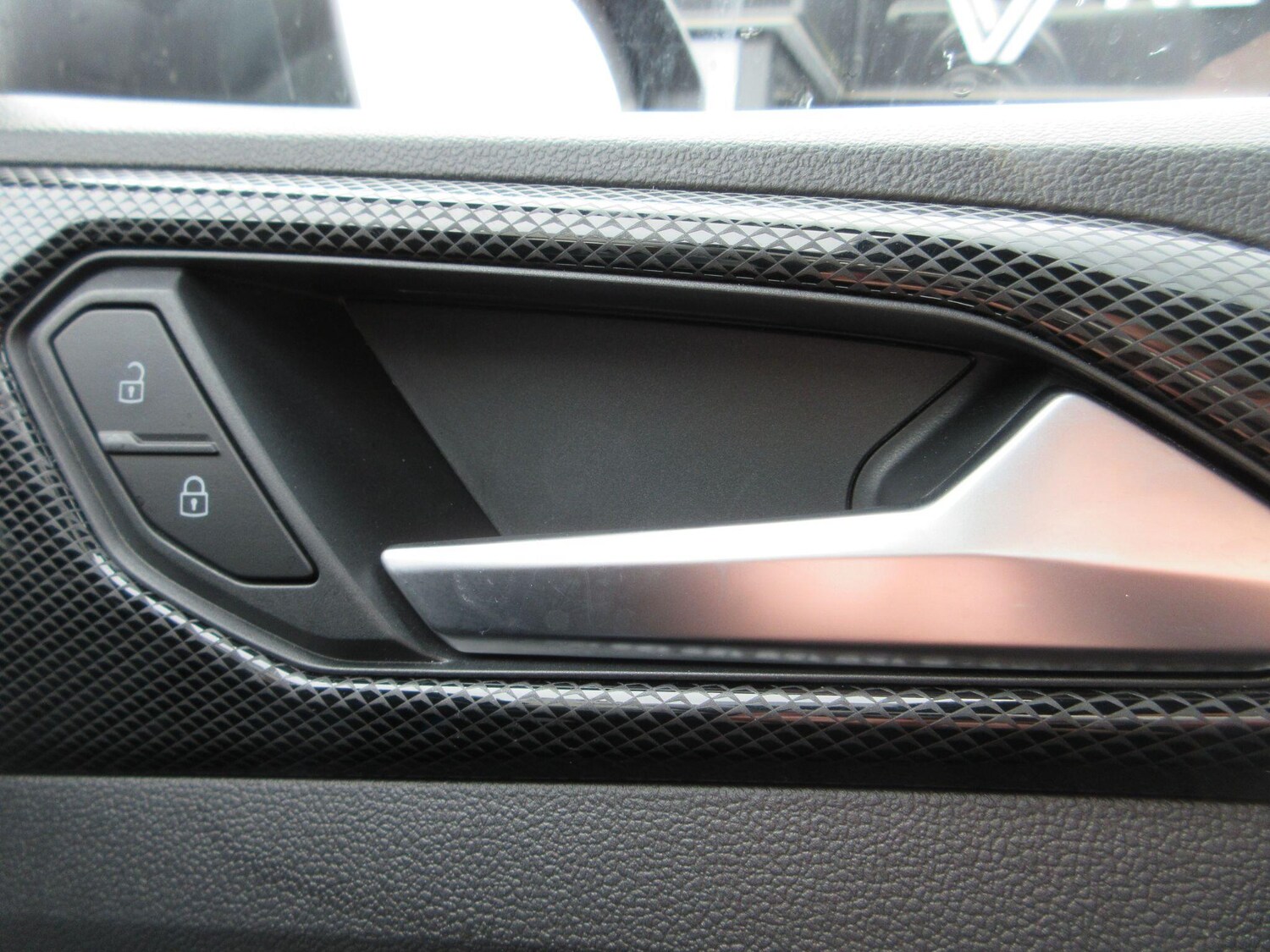 Used Volkswagen T-Cross 2024 for sale - 77497085: Photo 54