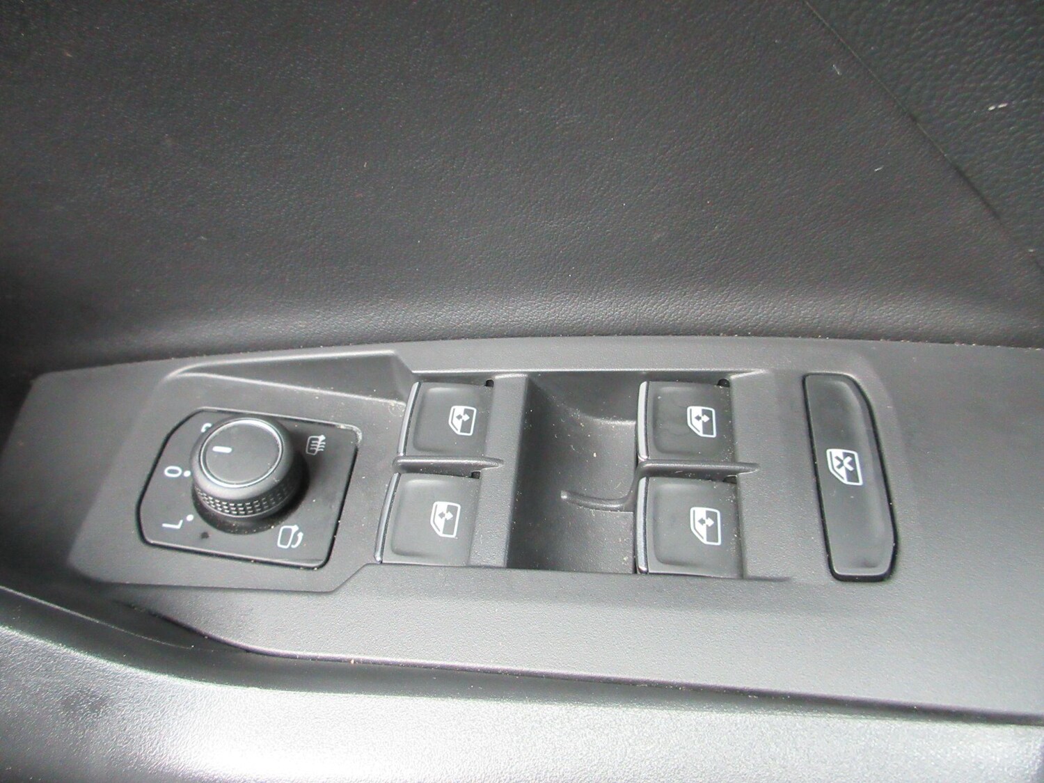 Used Volkswagen T-Cross 2024 for sale - 77497085: Photo 55