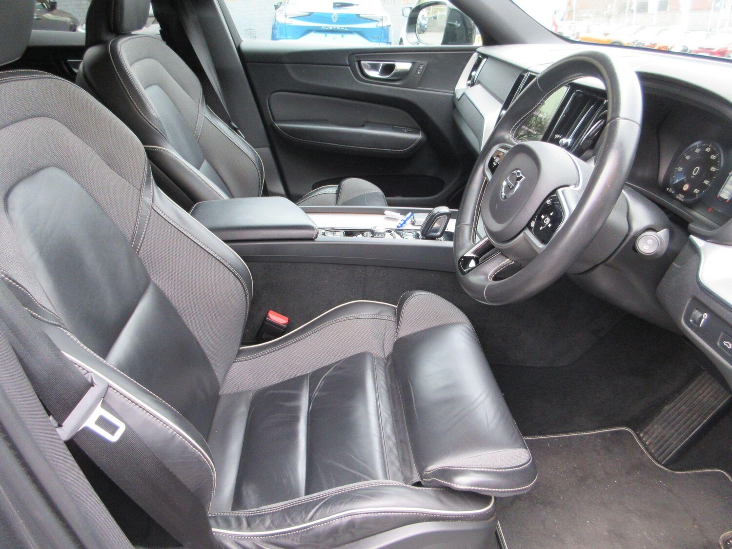 Used Volvo XC60 2021 for sale - 78185533: Photo 12