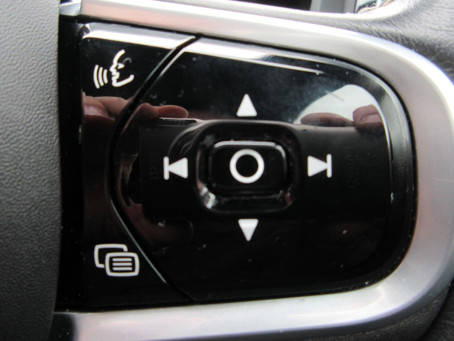 Used Volvo XC60 2021 for sale - 78185533: Photo 46