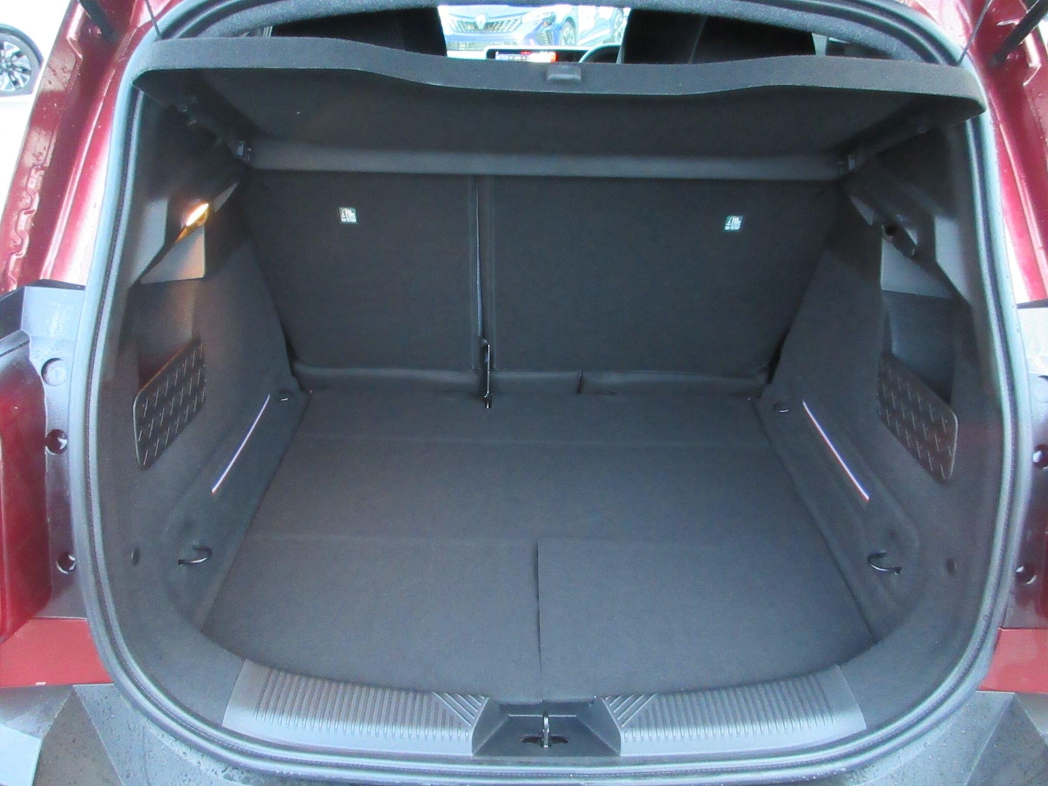 Used Renault 4 2025 for sale - 77550298: Photo 10