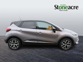 Used Renault Captur 2019 for sale - 77468685: Photo