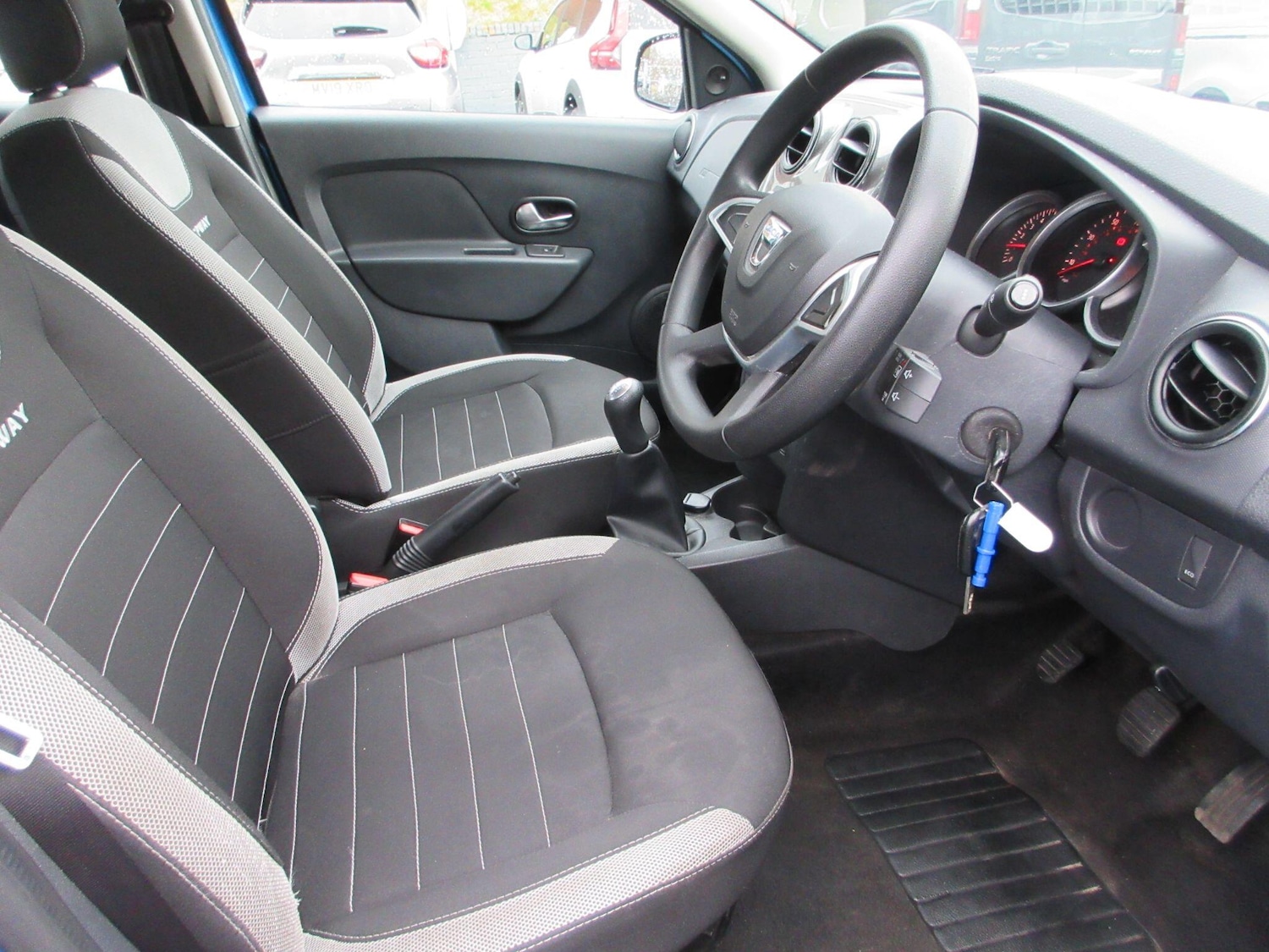 Used Dacia Sandero Stepway 2017 for sale - 77455415: Photo 11