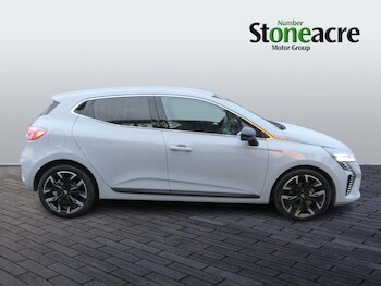 Used Renault Clio 2025 for sale - 77253650: Photo