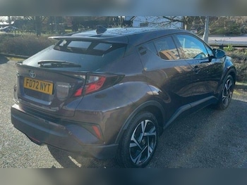 Used Toyota C-HR 2023 for sale - 77853321: Photo