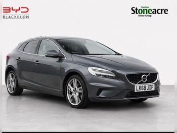 Used Volvo V40 2018 for sale - 78705052: Photo