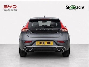 Used Volvo V40 2018 for sale - 78705052: Photo