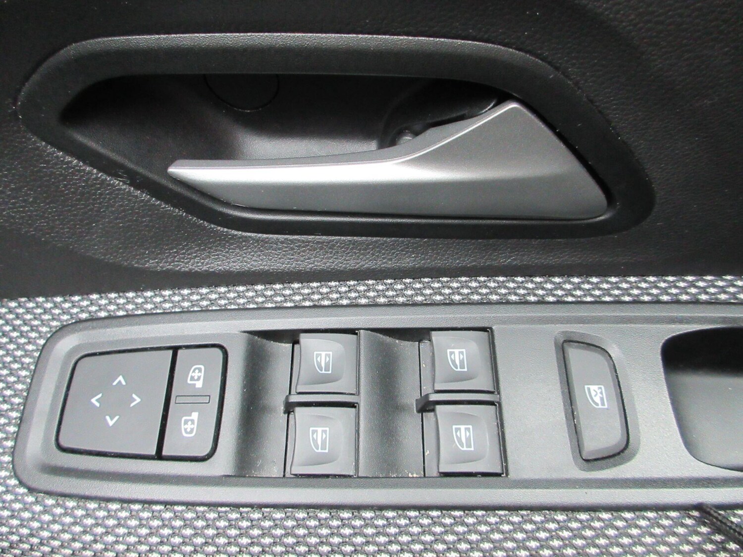 Used Dacia Sandero 2023 for sale - 77351761: Photo 40