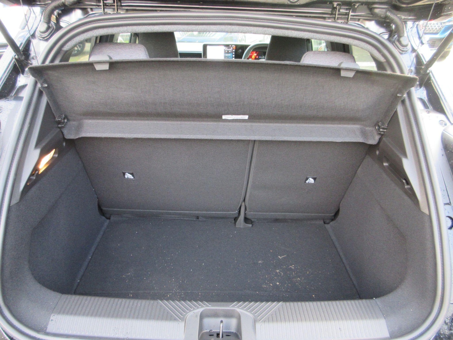 Used Renault 5 E-Tech electric 2025 for sale - 76801311: Photo 10