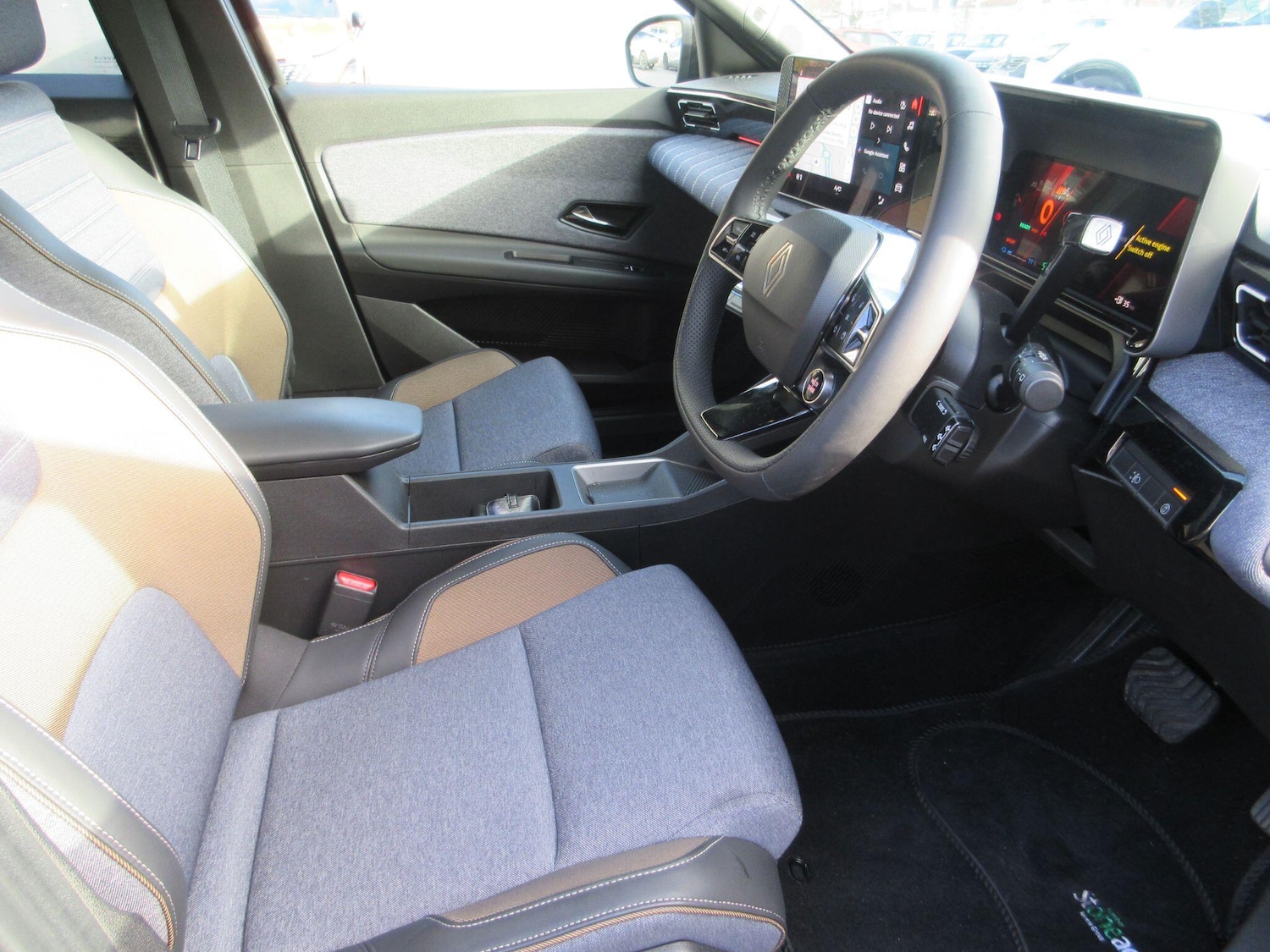 Used Renault 5 E-Tech electric 2025 for sale - 76801311: Photo 11