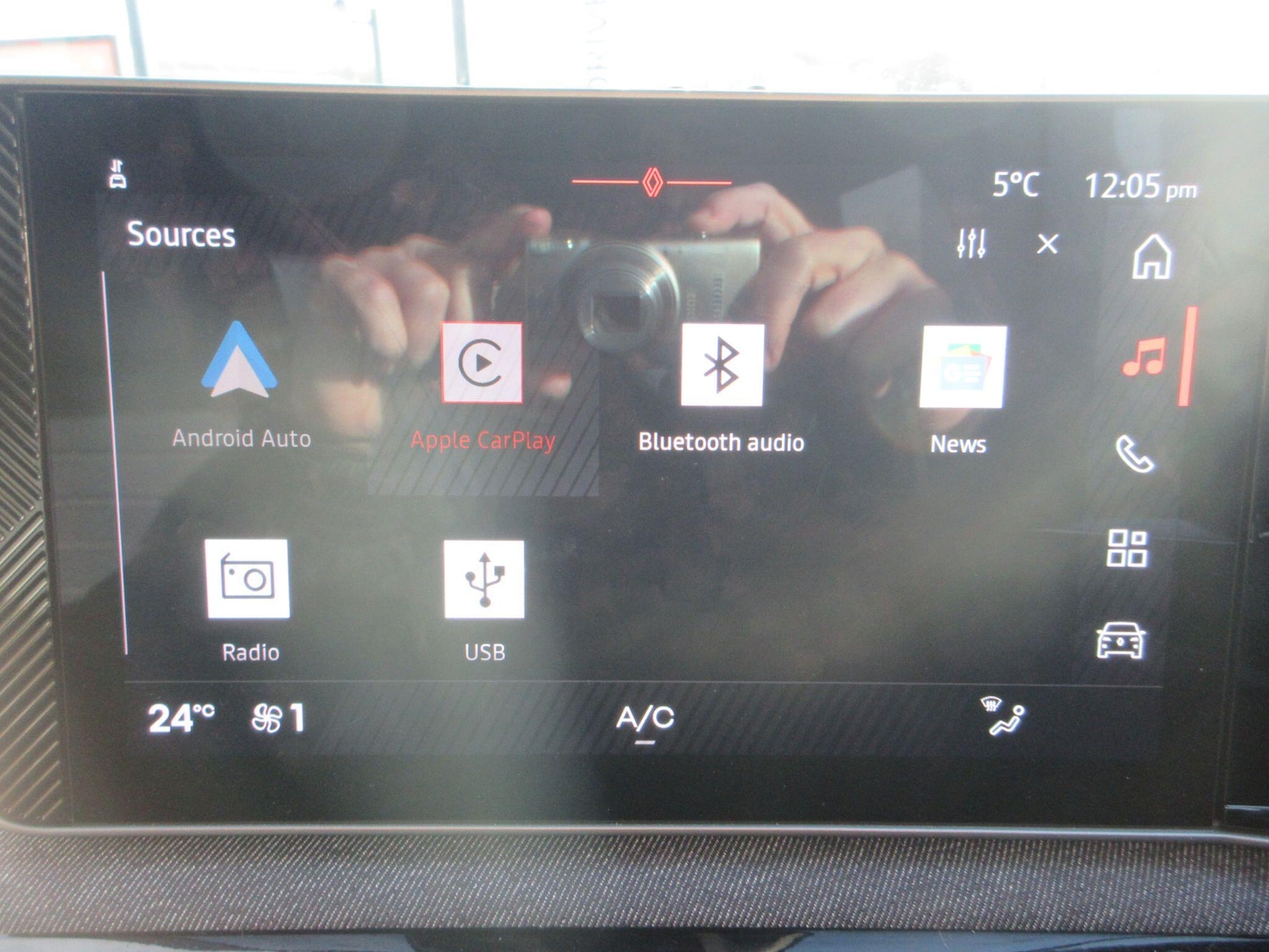 Used Renault 5 E-Tech electric 2025 for sale - 76801311: Photo 29