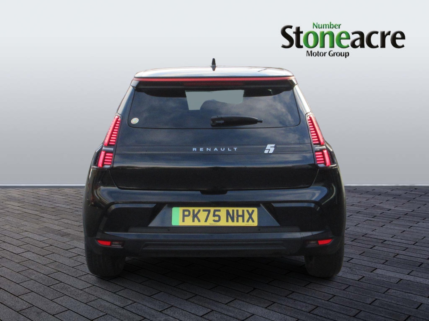 Used Renault 5 E-Tech electric 2025 for sale - 76801311: Photo 4