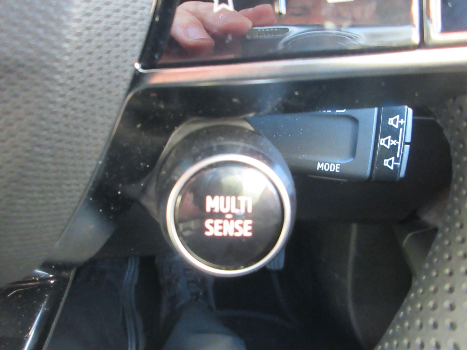 Used Renault 5 E-Tech electric 2025 for sale - 76801311: Photo 45