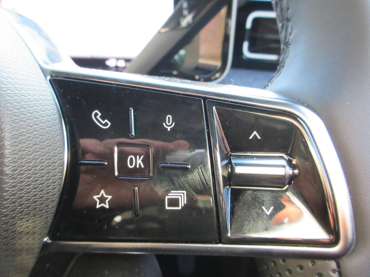 Used Renault 5 E-Tech electric 2025 for sale - 76801311: Photo 46