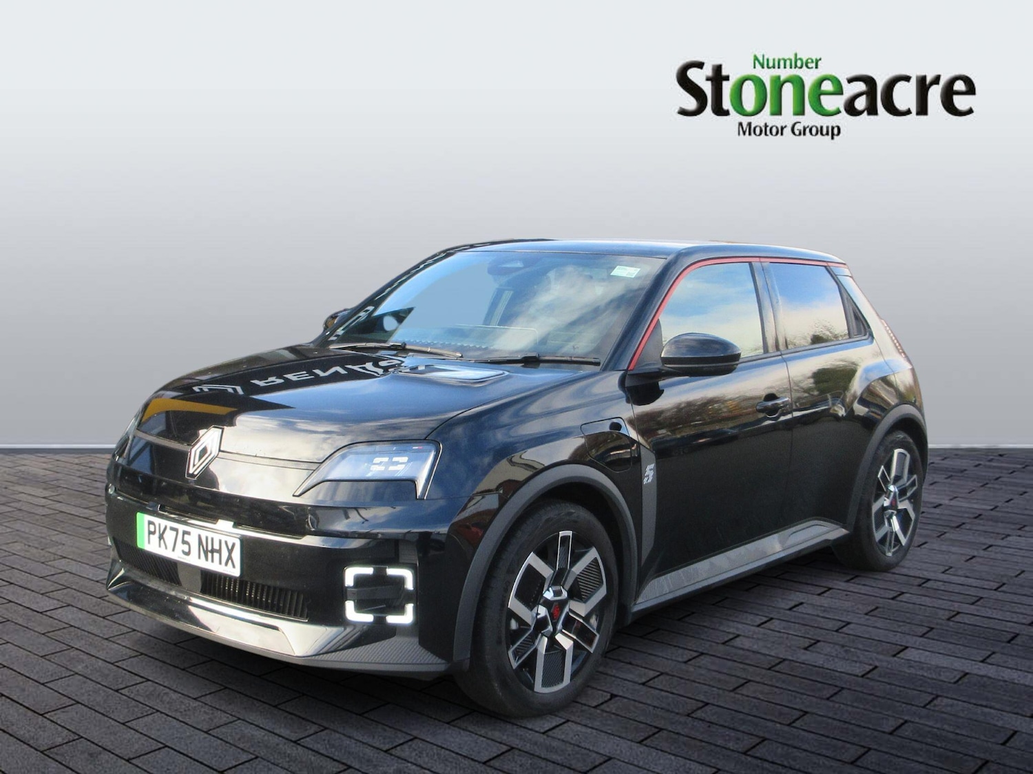 Used Renault 5 E-Tech electric 2025 for sale - 76801311: Photo 7