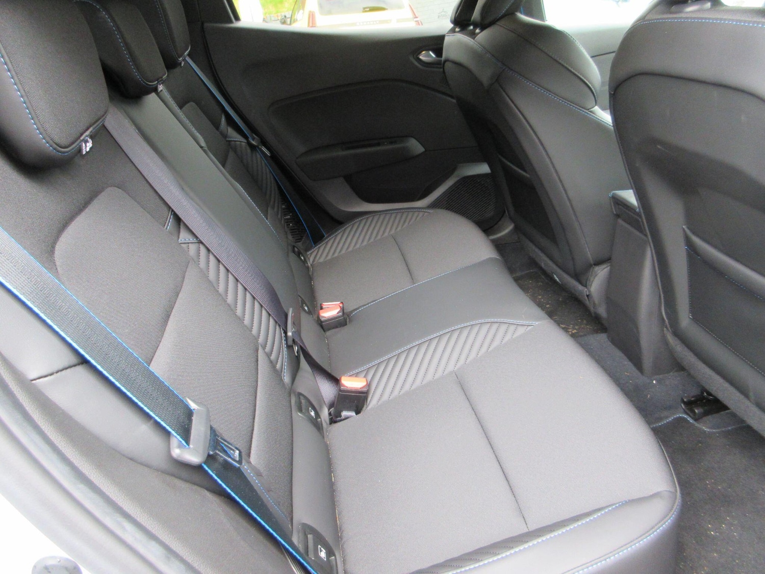 Used Renault Clio for sale - 78204320: Photo 16