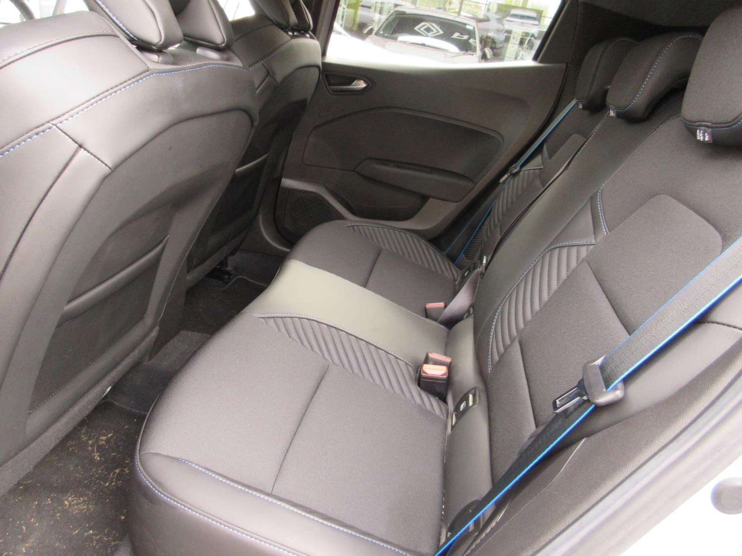 Used Renault Clio for sale - 78204320: Photo 17