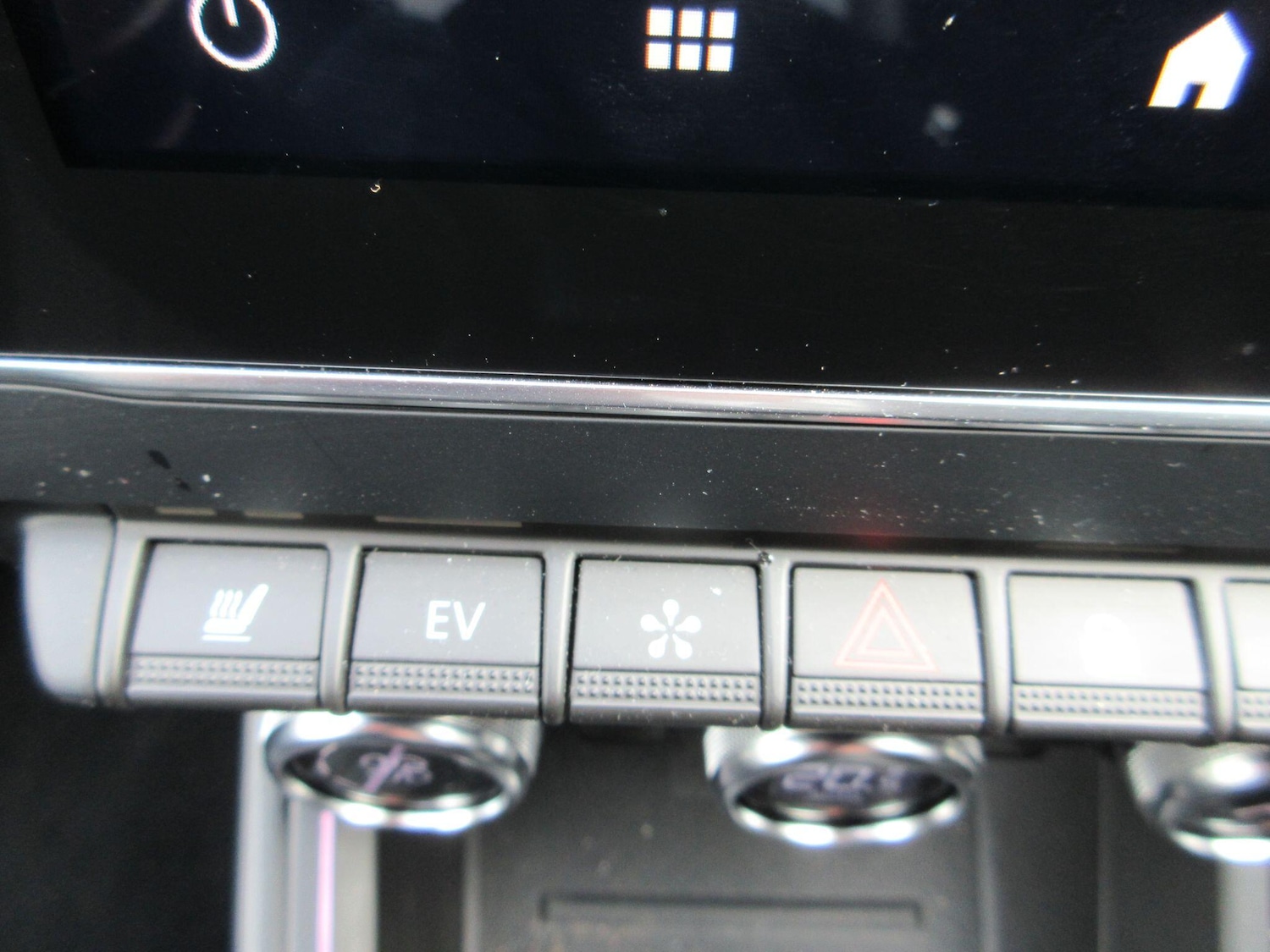 Used Renault Clio for sale - 78204320: Photo 29