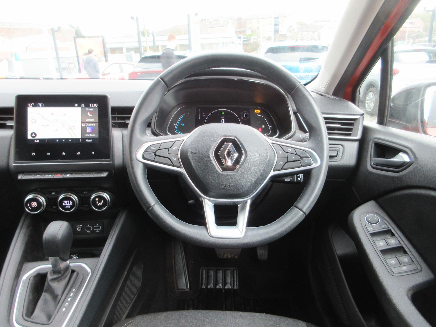 Used Renault Clio for sale - 77683454: Photo 15