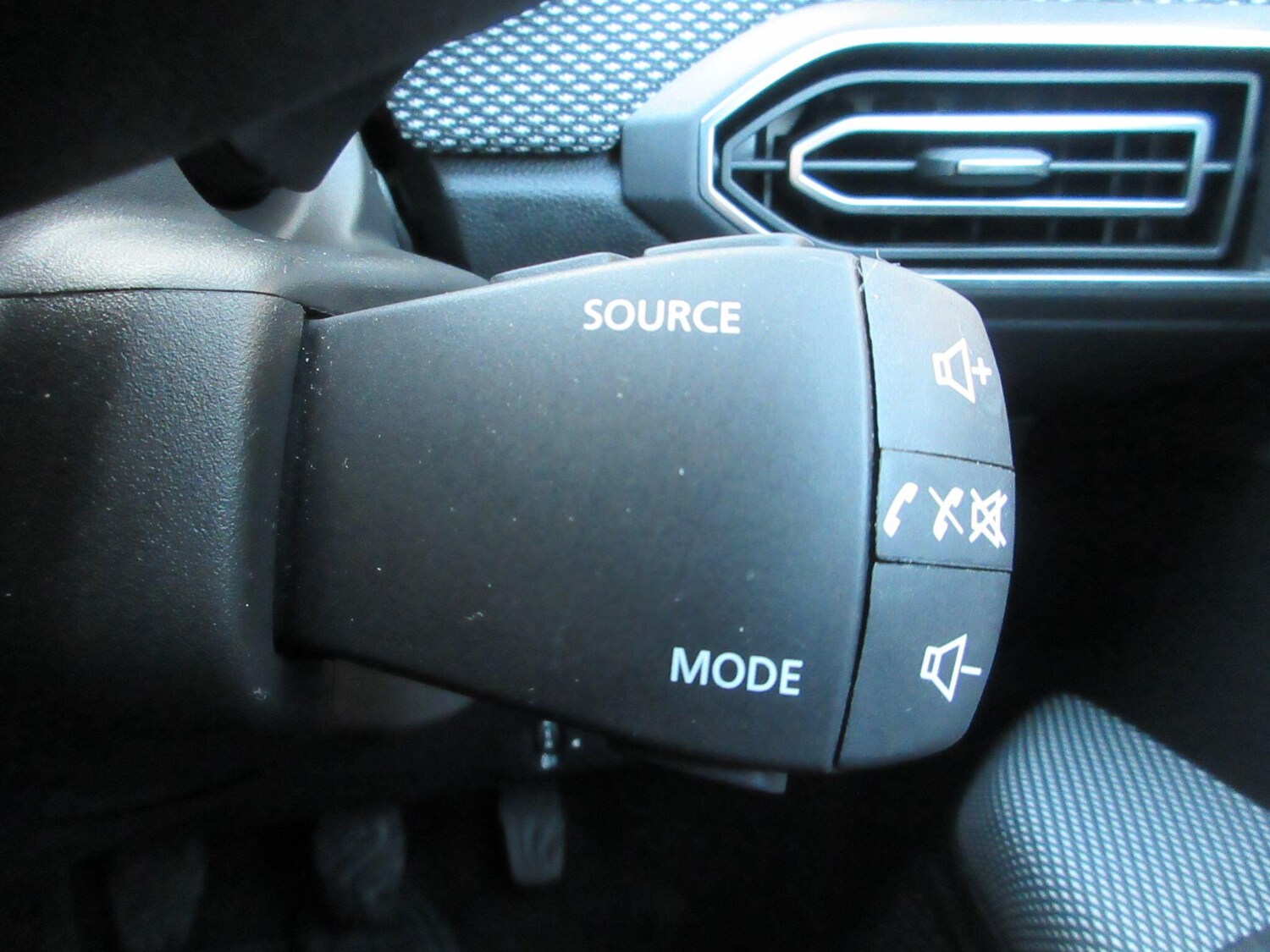 Used Dacia Sandero 2022 for sale - 77119566: Photo 39