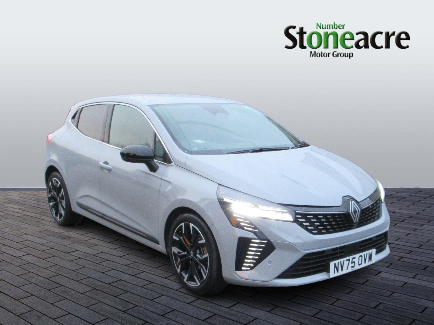 Used Renault Clio 2025 for sale - 76926022: Photo 1