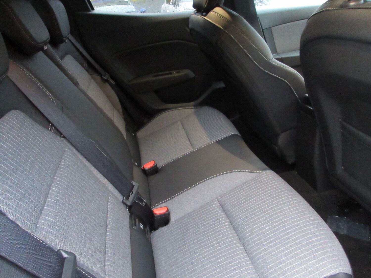 Used Renault Clio 2025 for sale - 76926022: Photo 16