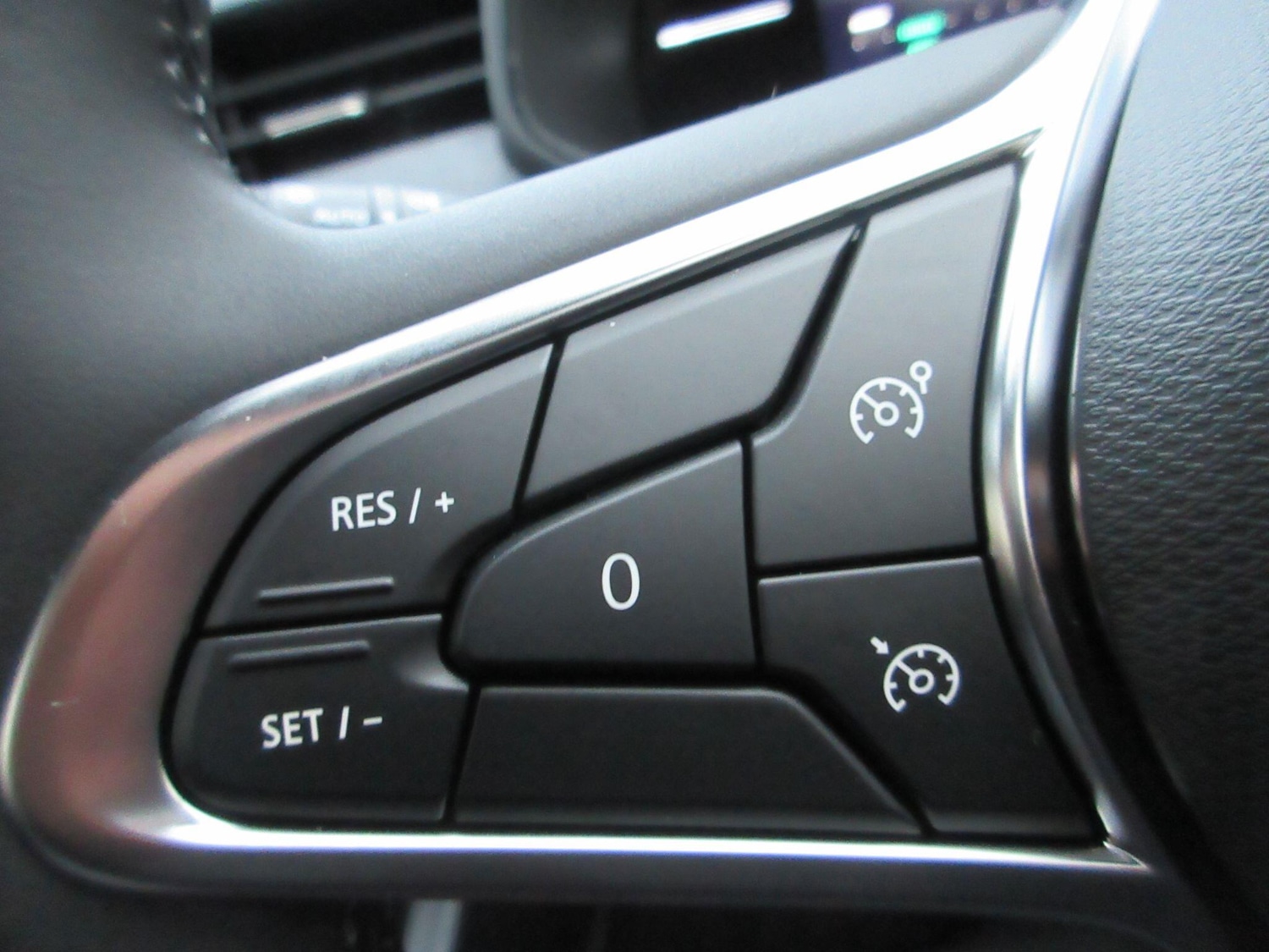 Used Renault Clio 2025 for sale - 76926022: Photo 38