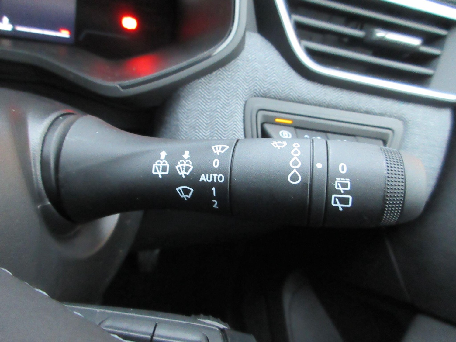 Used Renault Clio 2025 for sale - 76926022: Photo 39