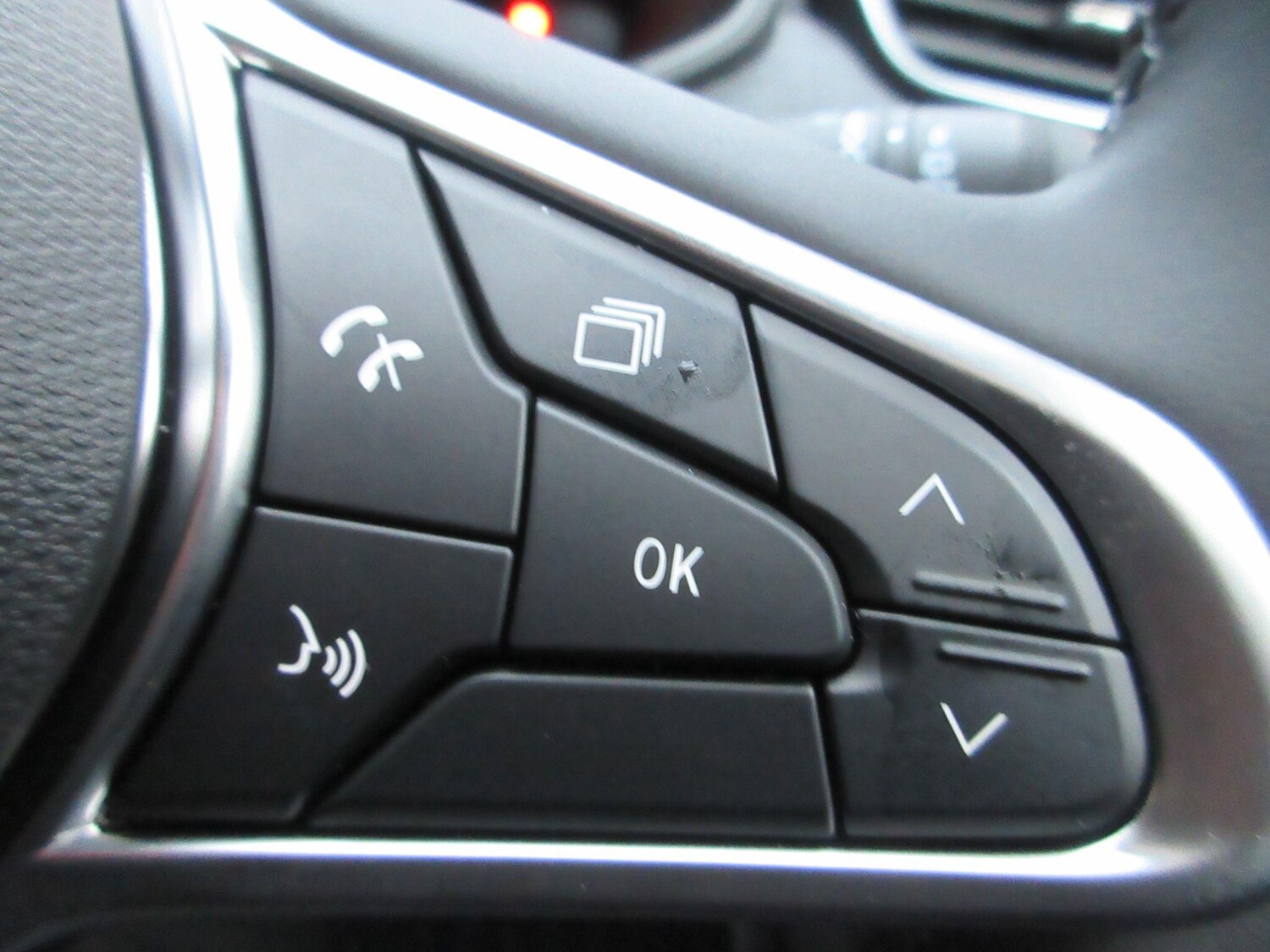 Used Renault Clio 2025 for sale - 76926022: Photo 40