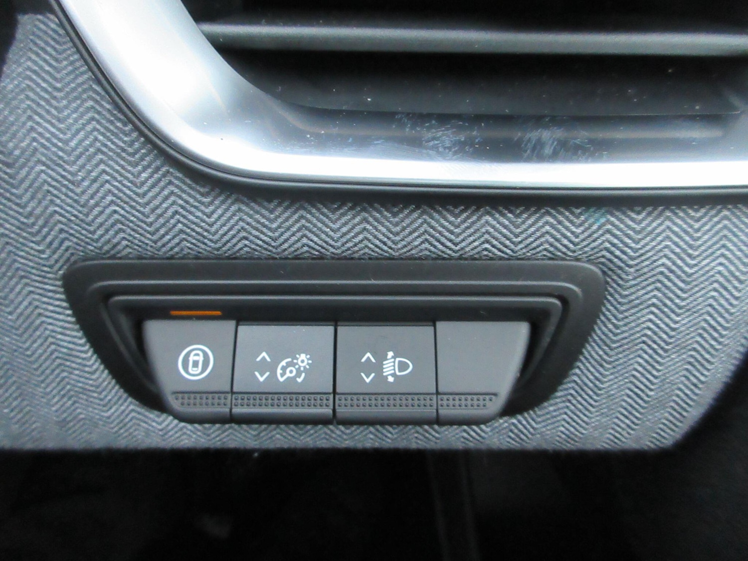 Used Renault Clio 2025 for sale - 76926022: Photo 41