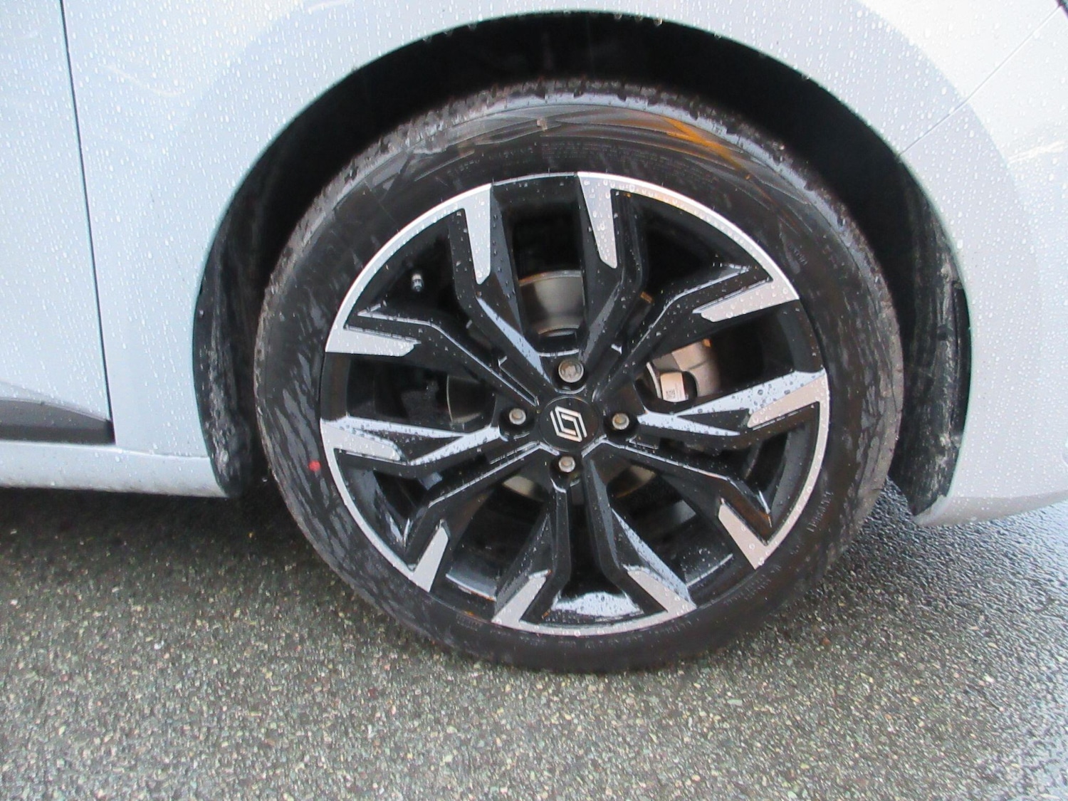 Used Renault Clio 2025 for sale - 76926022: Photo 9