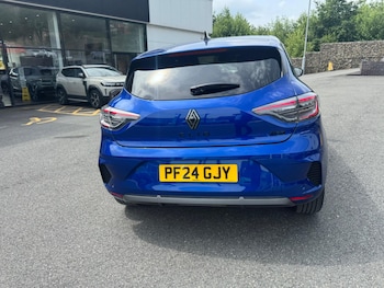 Used Renault Clio 2024 for sale - 78982294: Photo