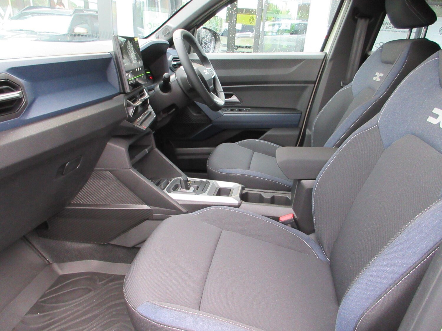 Used Dacia Duster 2025 for sale - 76327374: Photo 47