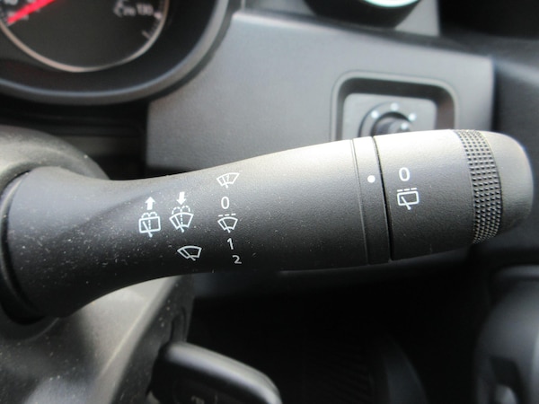 Used Dacia Duster 2023 for sale - 76121739: Photo 38
