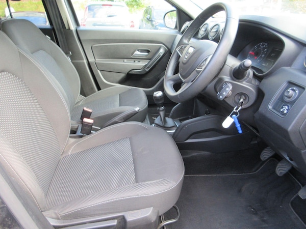 Used Dacia Duster 2020 for sale - 76270032: Photo 11