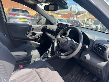 Used Toyota Yaris 2024 for sale - 79464791: Photo
