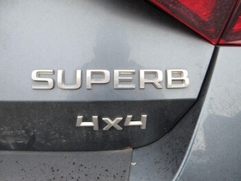 Used Skoda Superb 2017 for sale - 77722643: Photo