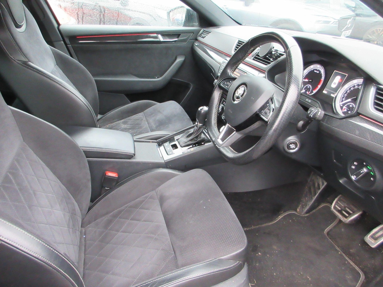 Used Skoda Superb 2017 for sale - 77722643: Photo 6