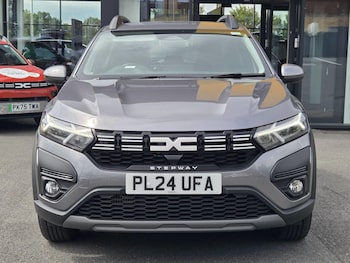 Used Dacia Sandero Stepway 2024 for sale - 79533524: Photo