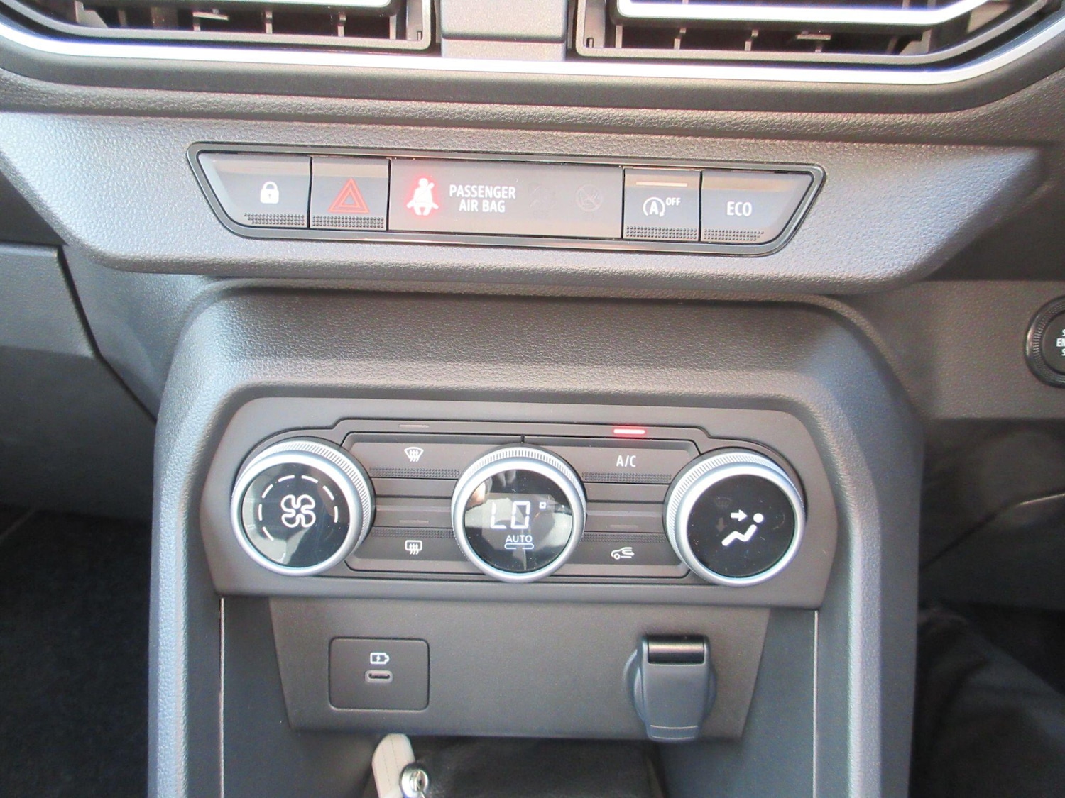 Used Dacia Sandero 2025 for sale - 77411059: Photo 32