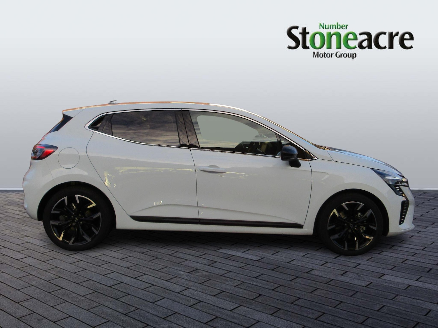 Used Renault Clio 2025 for sale - 77411868: Photo 2