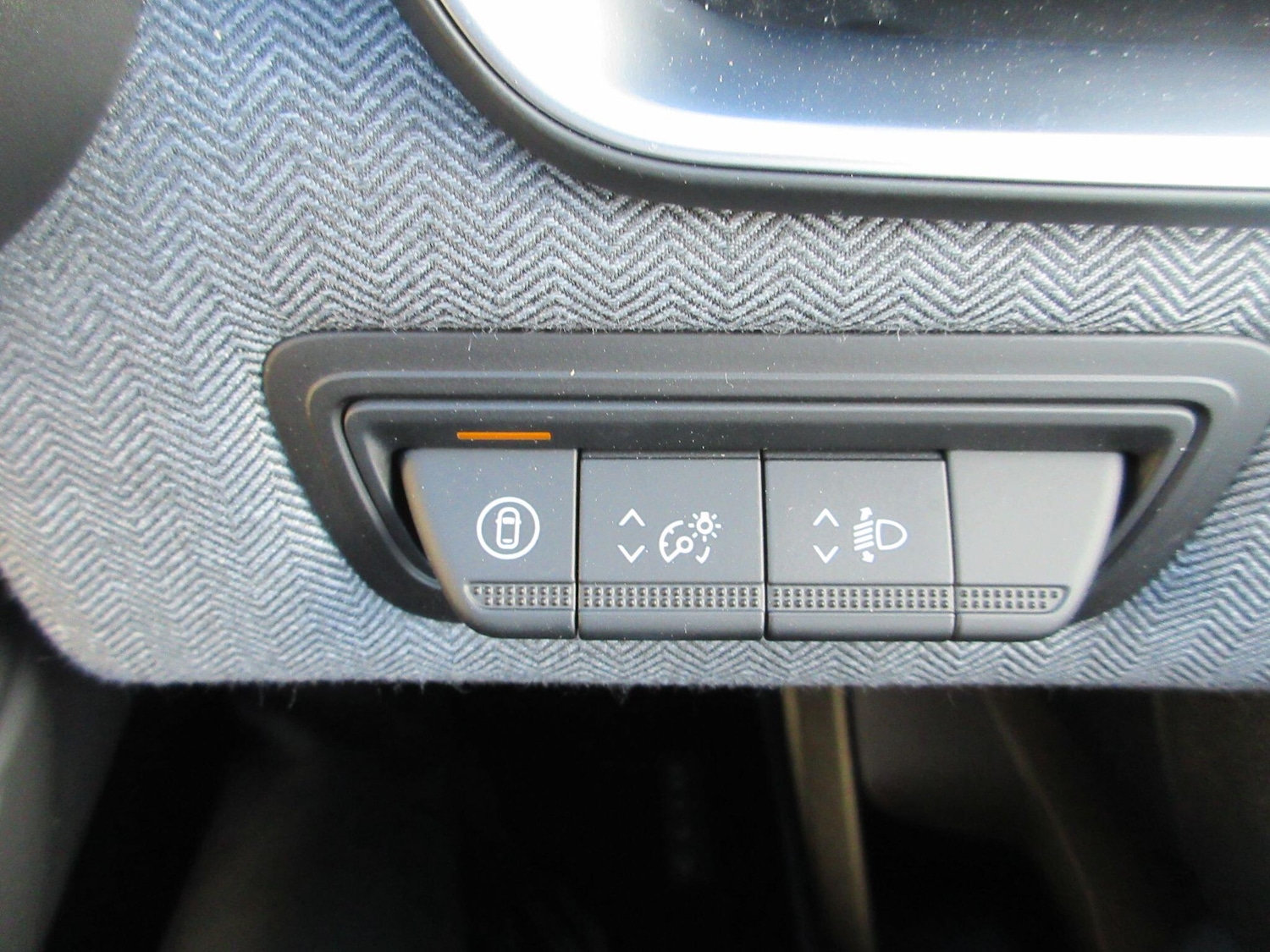 Used Renault Clio 2025 for sale - 77411868: Photo 46