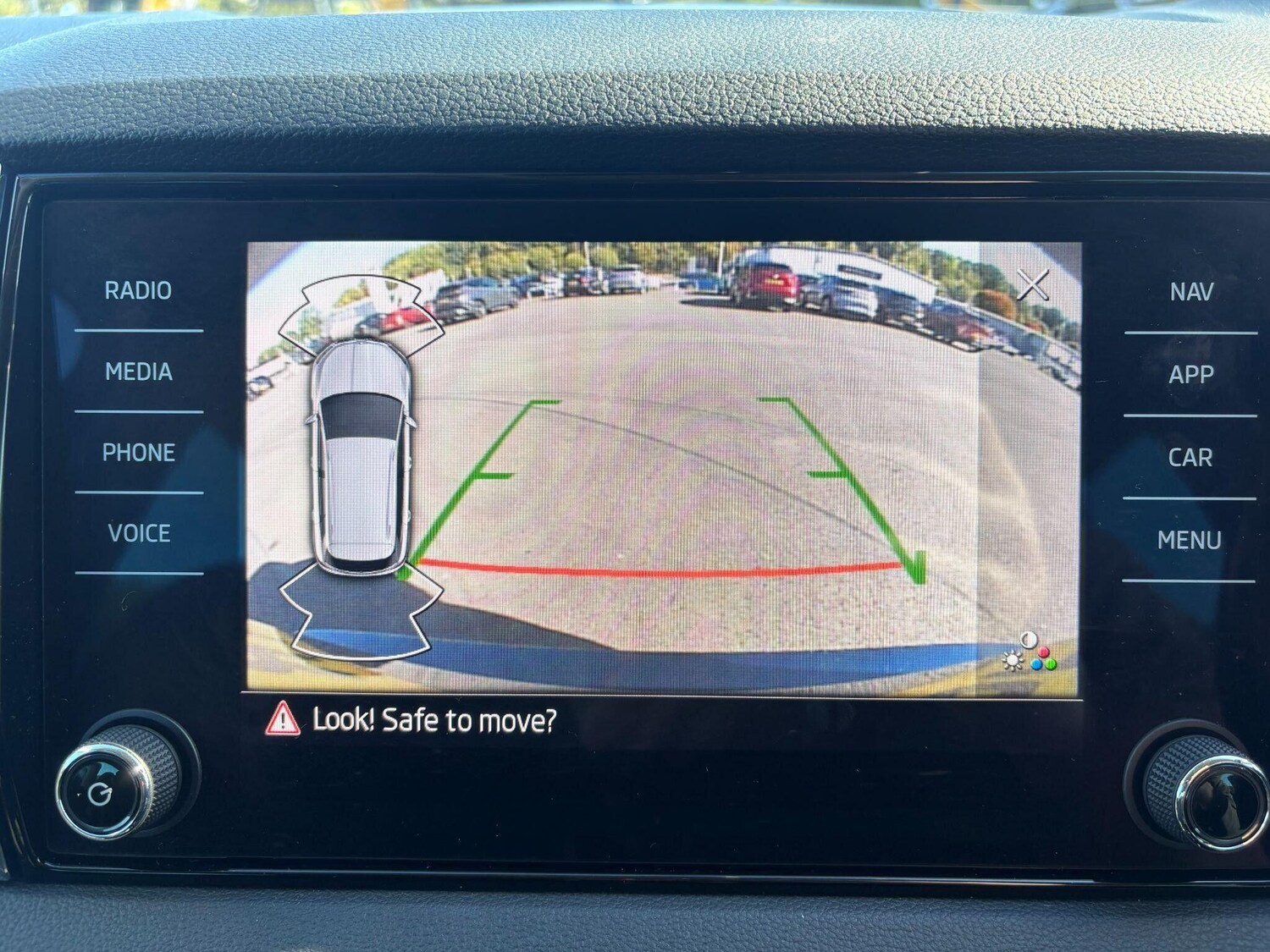 Used Skoda Karoq 2022 for sale - 76832407: Photo 37