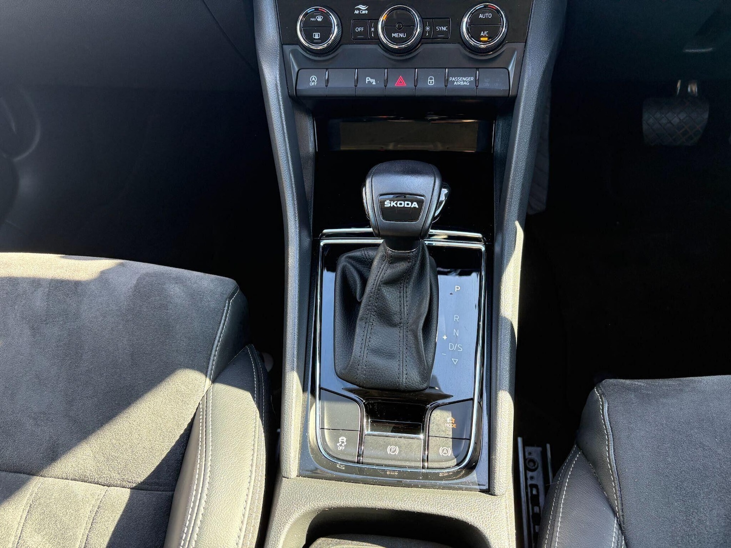 Used Skoda Karoq 2022 for sale - 76832407: Photo 40