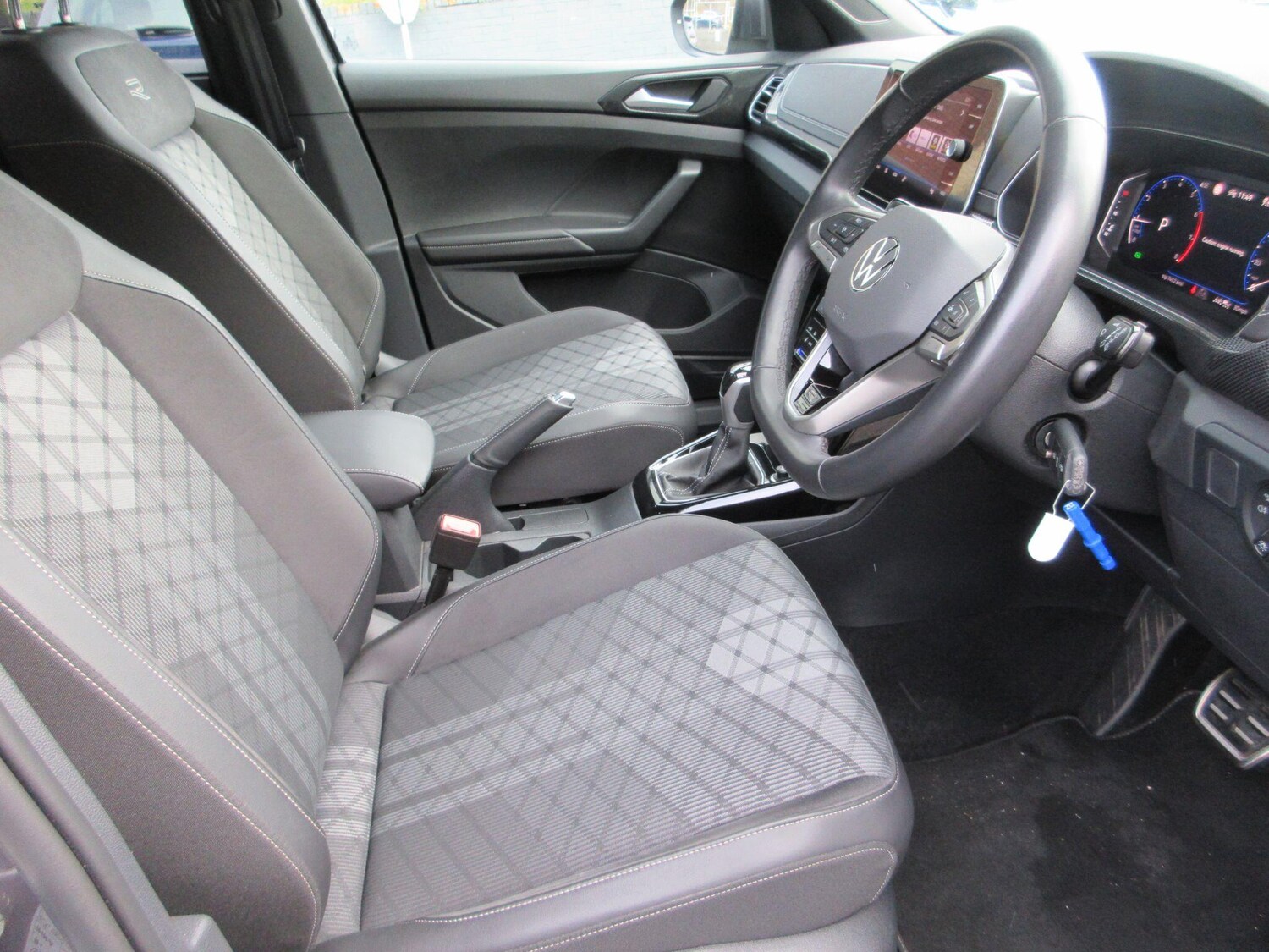 Used Volkswagen T-Cross for sale - 77625852: Photo 11