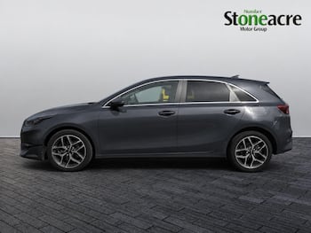 Used Kia Ceed 2023 for sale - 79756231: Photo